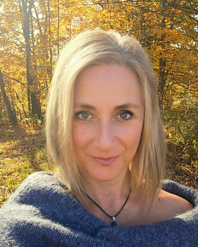 Sonia Baillon - Mind-Body Coach and Host of Contain Her Magic Podcast